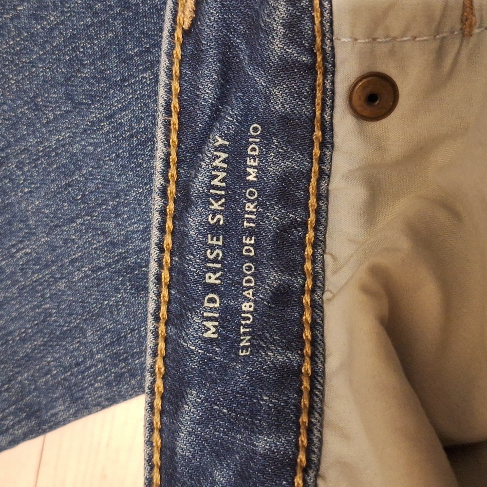 Universal thread Mid Rise Skinny Jean - Picture 3 of 7